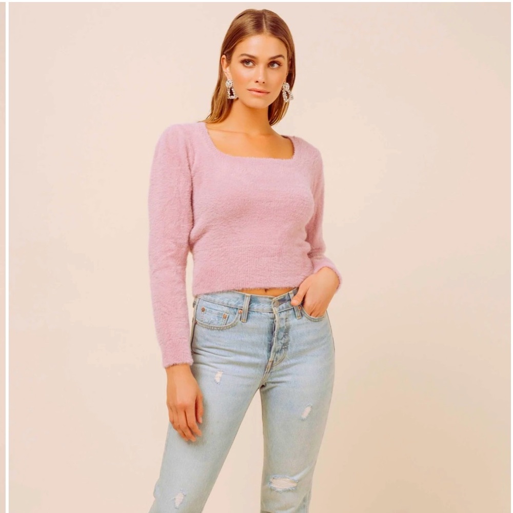 SQUARE NECK FUZZY SWEATER